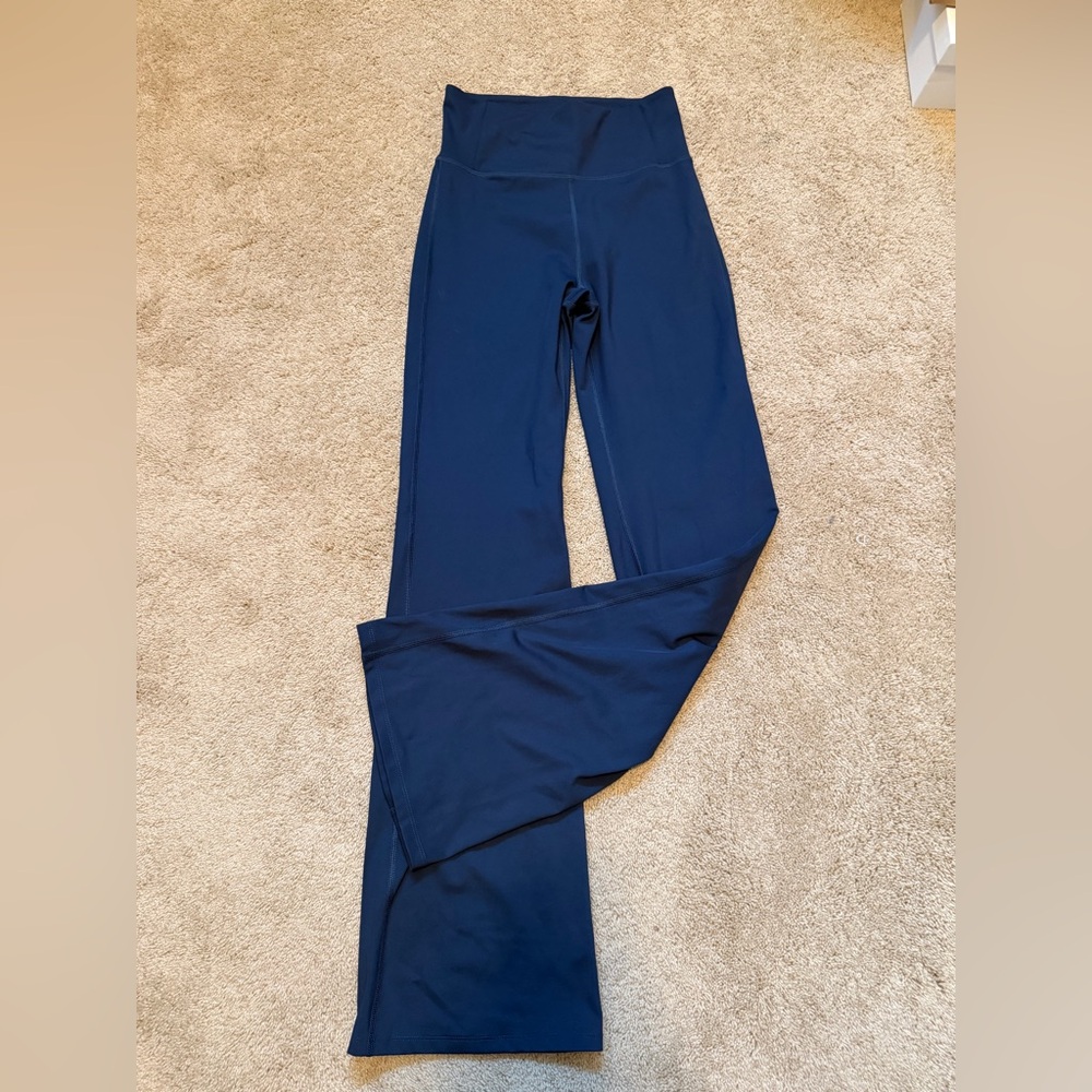 GIRLFRIEND COLLECTIVE Navy High Waist Yoga Flare Pants Sz S